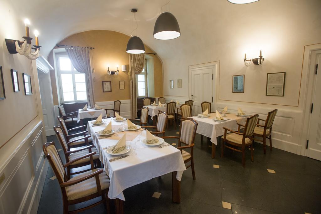 Erzsébet Nagy Szálloda Paks Extérieur photo